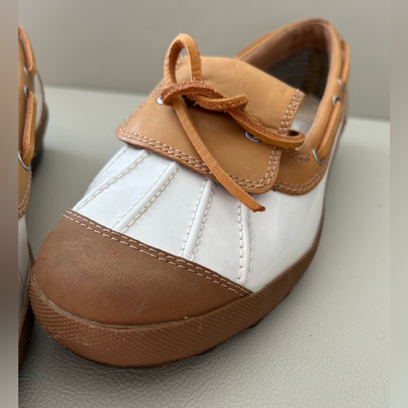 UGG ASHDALE Tan/White LEATHER Sheepskin DUCK/RAIN - Picture 2 of 8